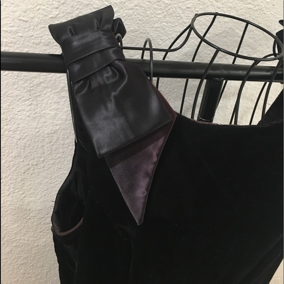 Dress - Picture 3 of 6